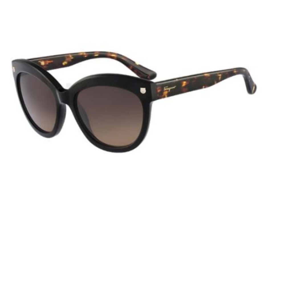 Salvatore Ferragamo SF930S sunglasses